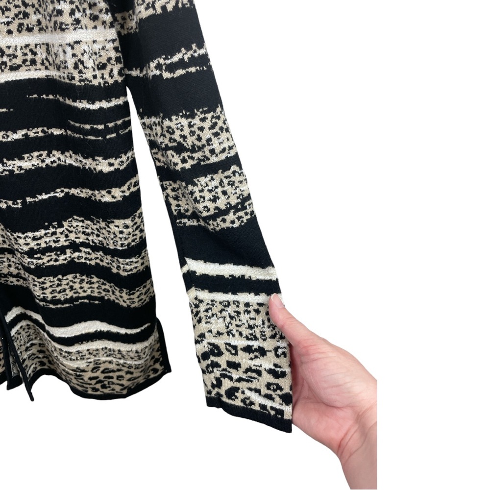 Laura Ashley Cheetah/ Zebra Print Cardigan Sweater Size Petite Large - Picture 7 of 12